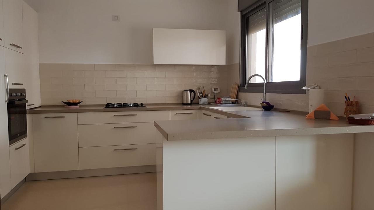 The Shining Star -A Beautiful 3 Bedroom Apartment Beersheba Extérieur photo